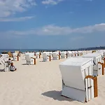 Faro Blizej Morza 公寓